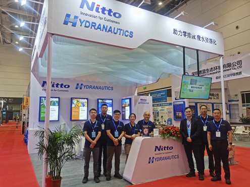 Nitto海德能員工熱情接待客戶及介紹產品