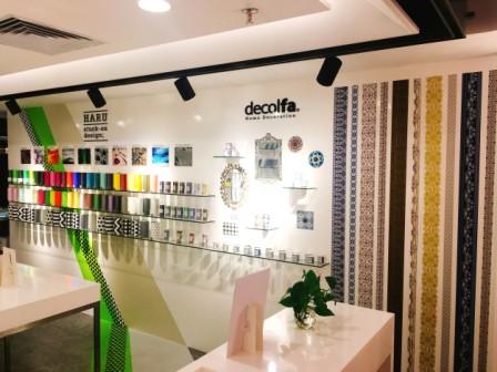 「decolfa?」&「HARU stuck-on design；」產品陳列區