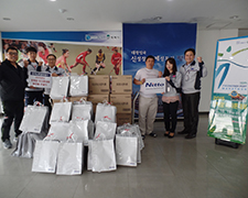 提供 300 套 COLOCOLO?